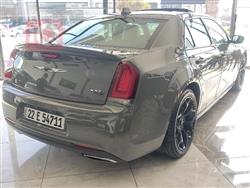 کرایسلەر 300